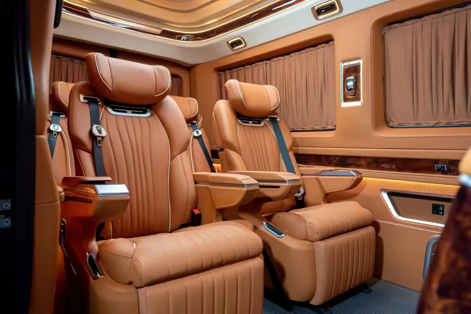 Mercedes Benz Sprinter  S2