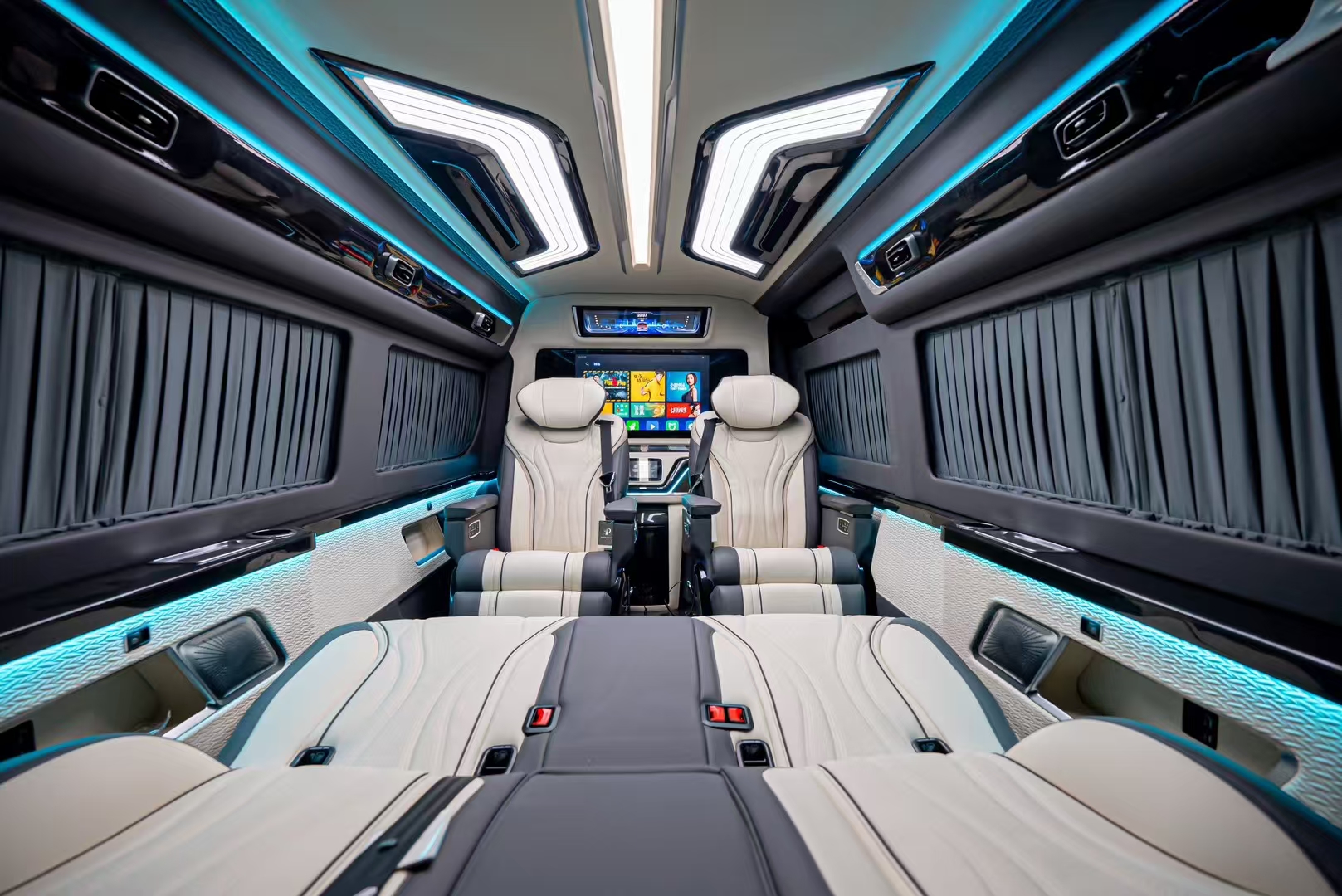 Toyota Hiace 300  H4