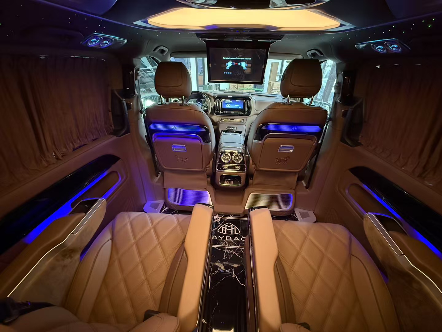 Mercedes Benz V-Class  V6